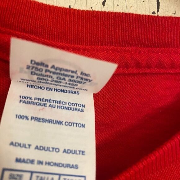 🔥EUC Coke pre-shrunk Unisex T-shirt. Size Large - Picture 4 of 9